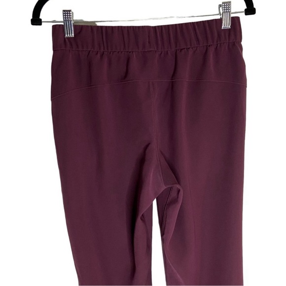 {Lululemon} On the Fly Jogger *Luxtreme 28" in Cassis - Women's 4 - Picture 5 of 7